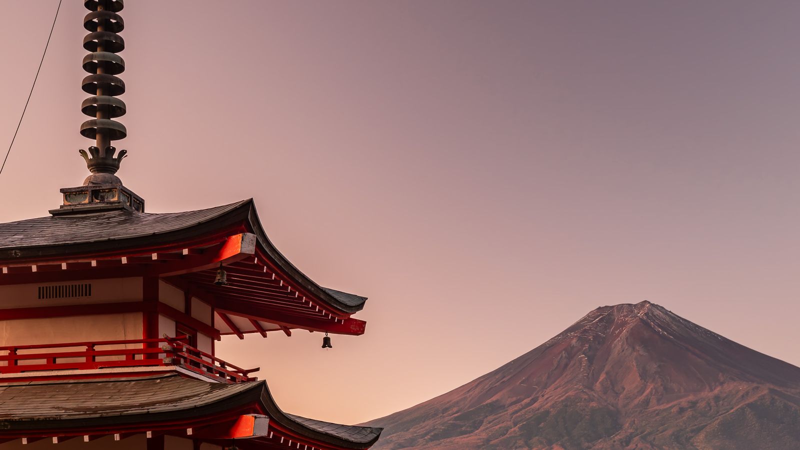 A pagoda and Mount Fuji at sunrise for Arakurayama Sengen Park 2026: Cherry Blossom Festival Cancelled, But Respectful Visits Continue